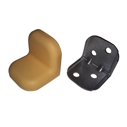 Уголок меб. 28х28*28 с декор. накладкой (4шт) бежевый