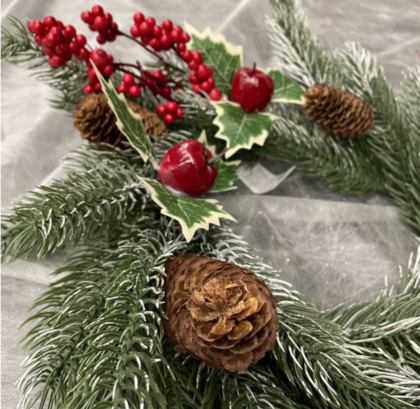 Венок новогодний Berries, 35см, арт. HE2202C-050