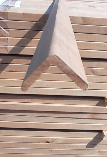 Уголок наружный 30х30х2200 мм, сорт А. ольха