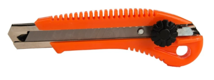 Нож для линолеума и напол. покр. 150 мм., выдв. лезв. Sturm! 1076-04-P1